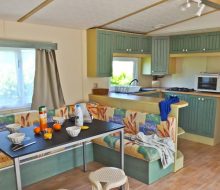 Camping Du Pouldu : mobilhome 4/6 personnes cuisine