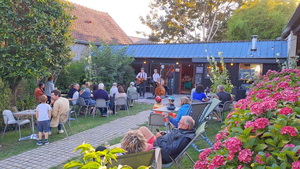 Camping Du Pouldu : Terrasse Soirée Bar