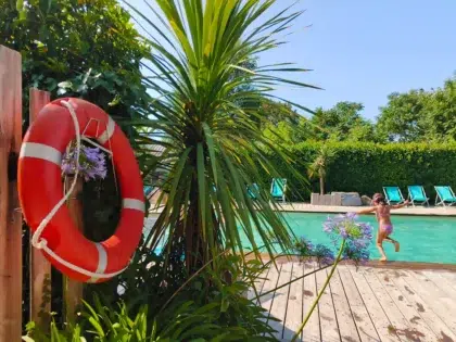 piscine familiale camping du pouldu.jpg